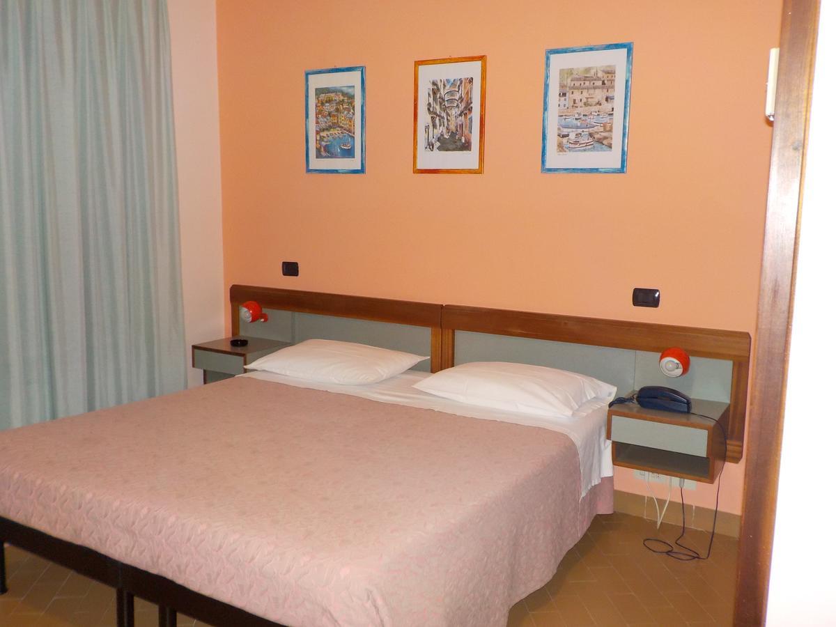 Hotel Le Pleiadi San Felice Circeo Εξωτερικό φωτογραφία